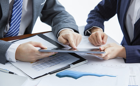 北京注册投资公司所需费用、材料与条件有什么？